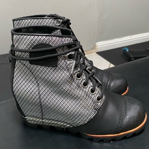 SOREL 1964 Premium Canvas' Waterproof Wedge Bootie - Picture 7 of 10